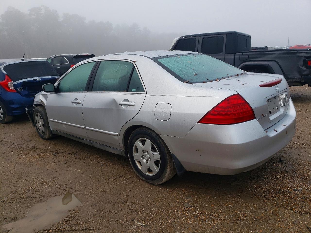 2006 HONDA ACCORD LX photo 2