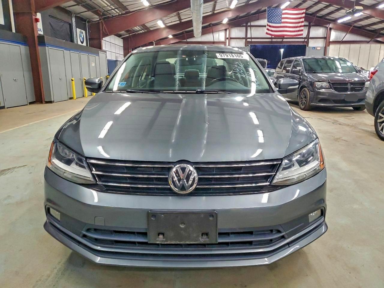 2017 VOLKSWAGEN JETTA SEL photo 9