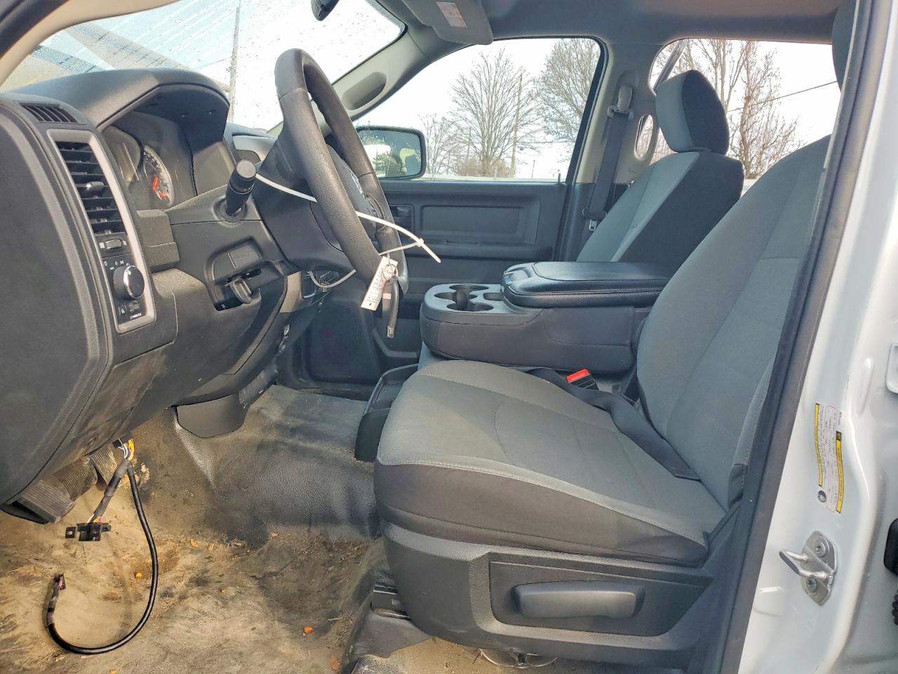 2023 RAM 1500 CLASSIC TRADESMAN photo 19