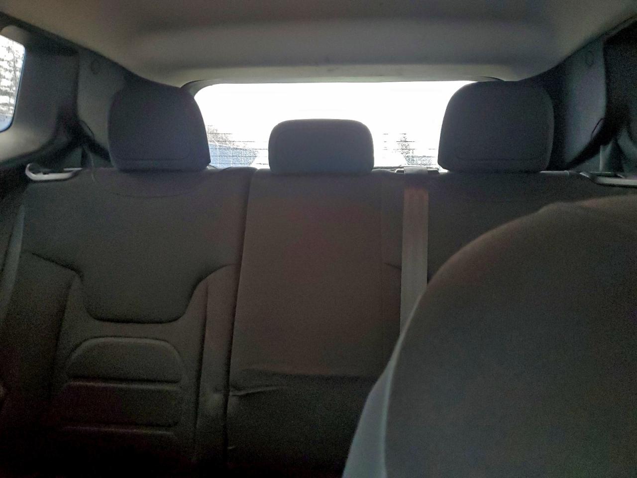 2017 JEEP RENEGADE LATITUDE photo 28