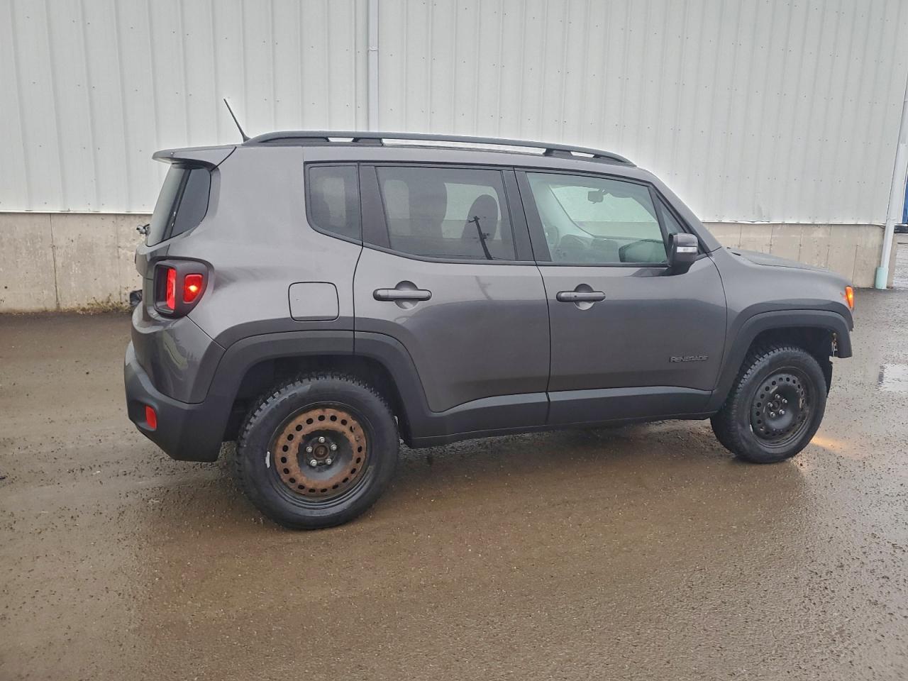 2017 JEEP RENEGADE LATITUDE photo 7