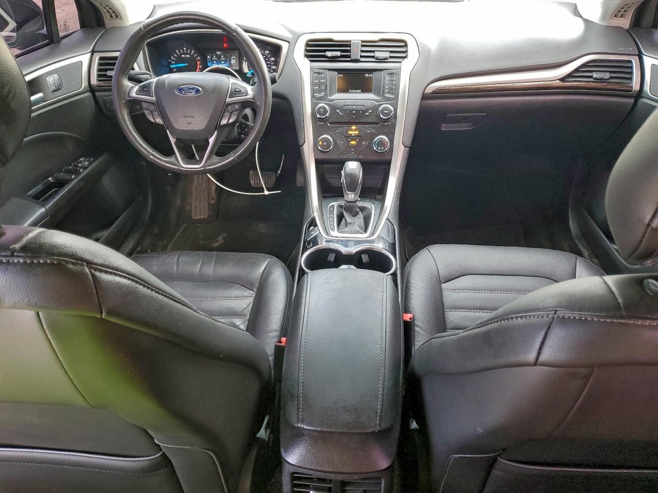 2015 FORD FUSION SE photo 8