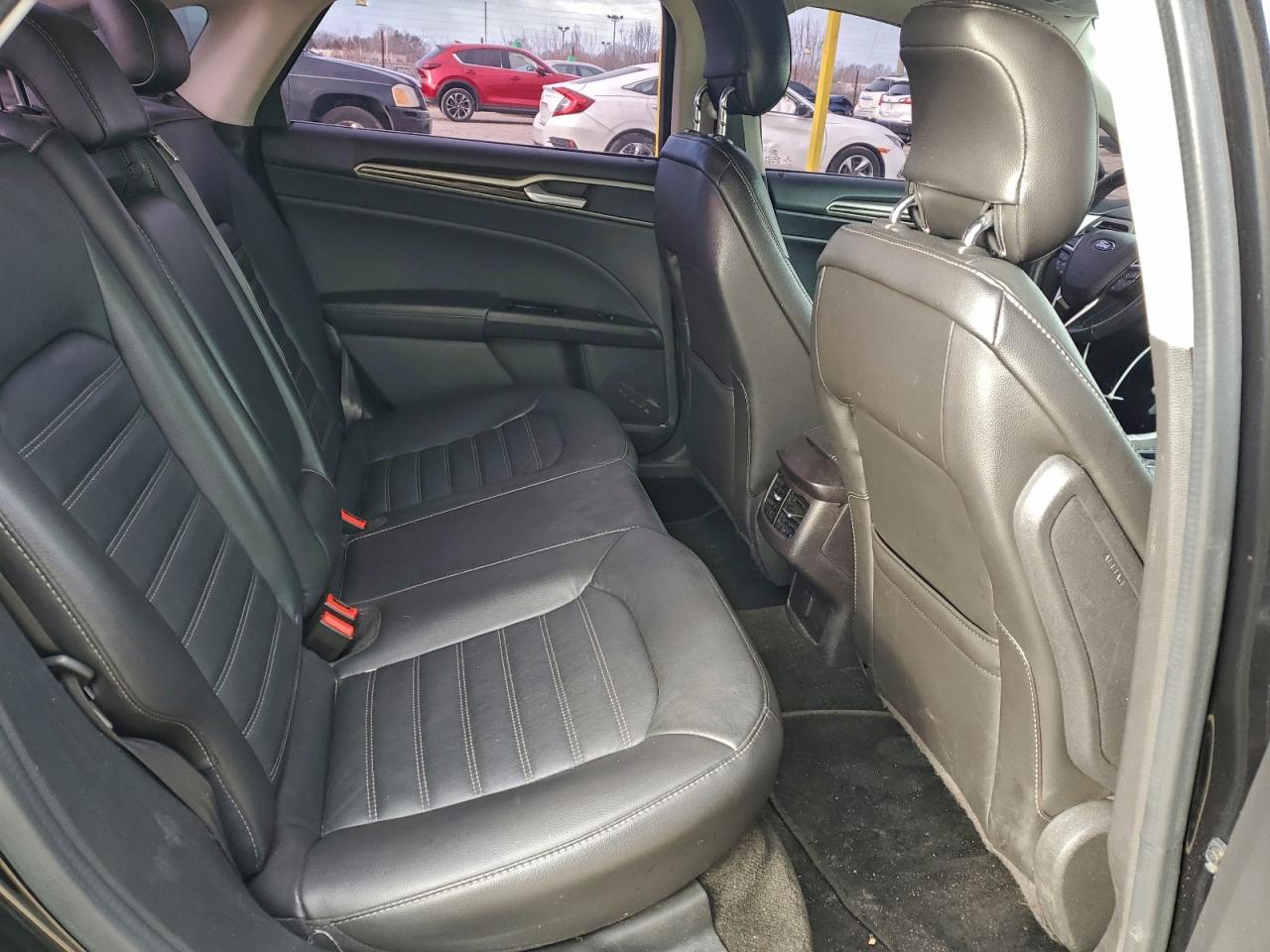2015 FORD FUSION SE photo 10
