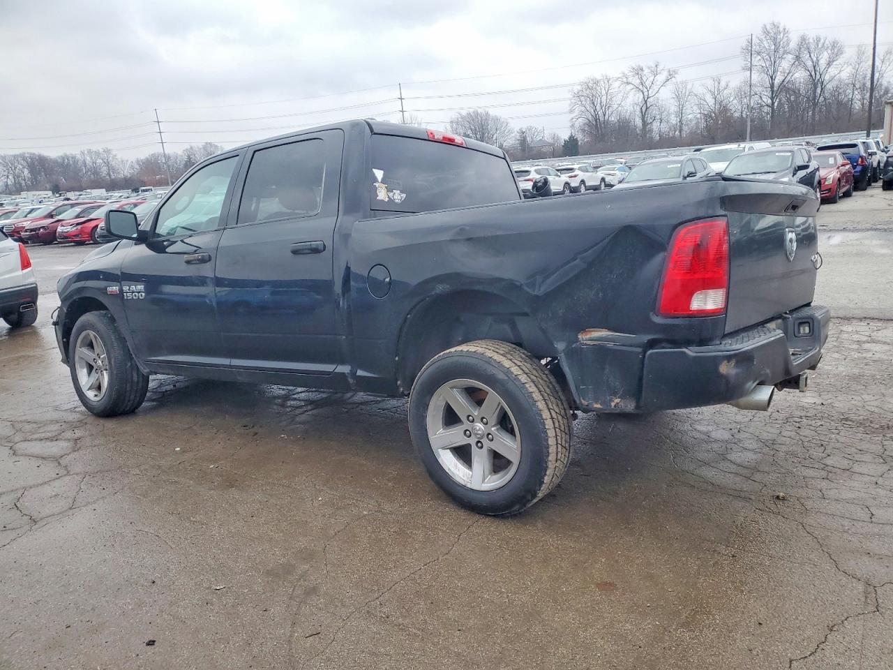 2014 RAM 1500 ST photo 4