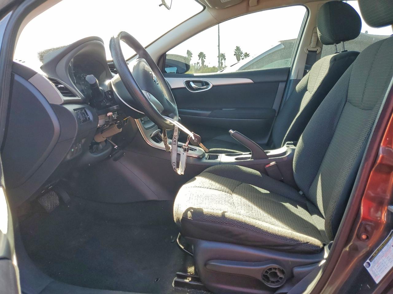 2013 NISSAN SENTRA S photo 7