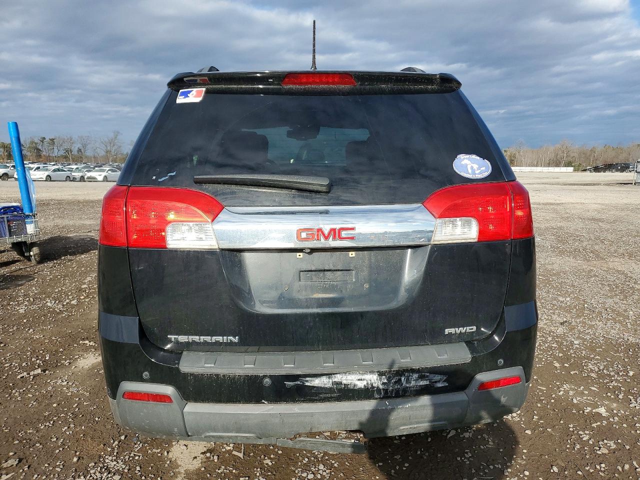 2013 GMC TERRAIN SLT photo 16