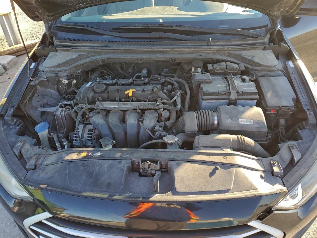 2017 HYUNDAI ELANTRA SE photo 11