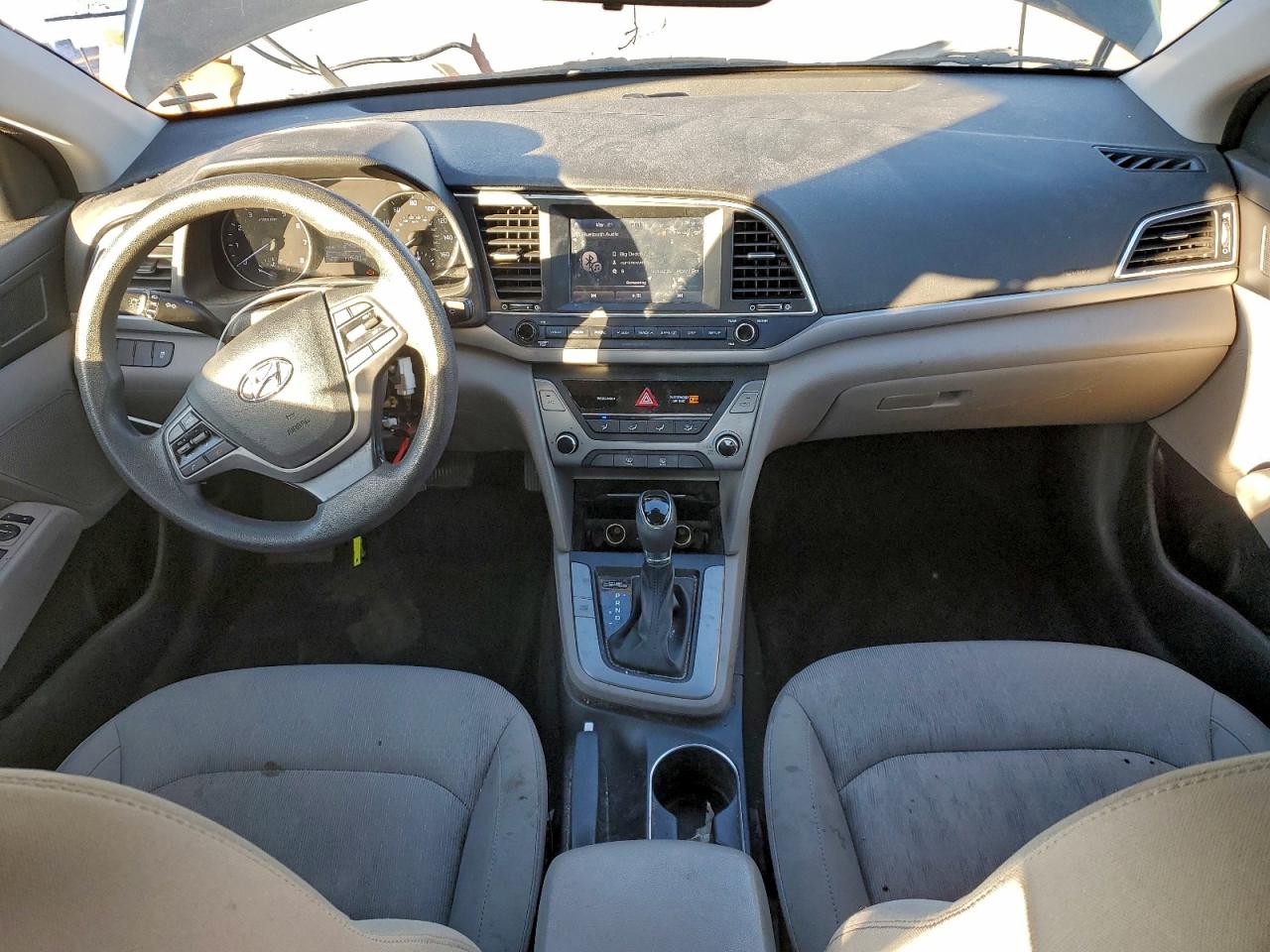 2017 HYUNDAI ELANTRA SE photo 8