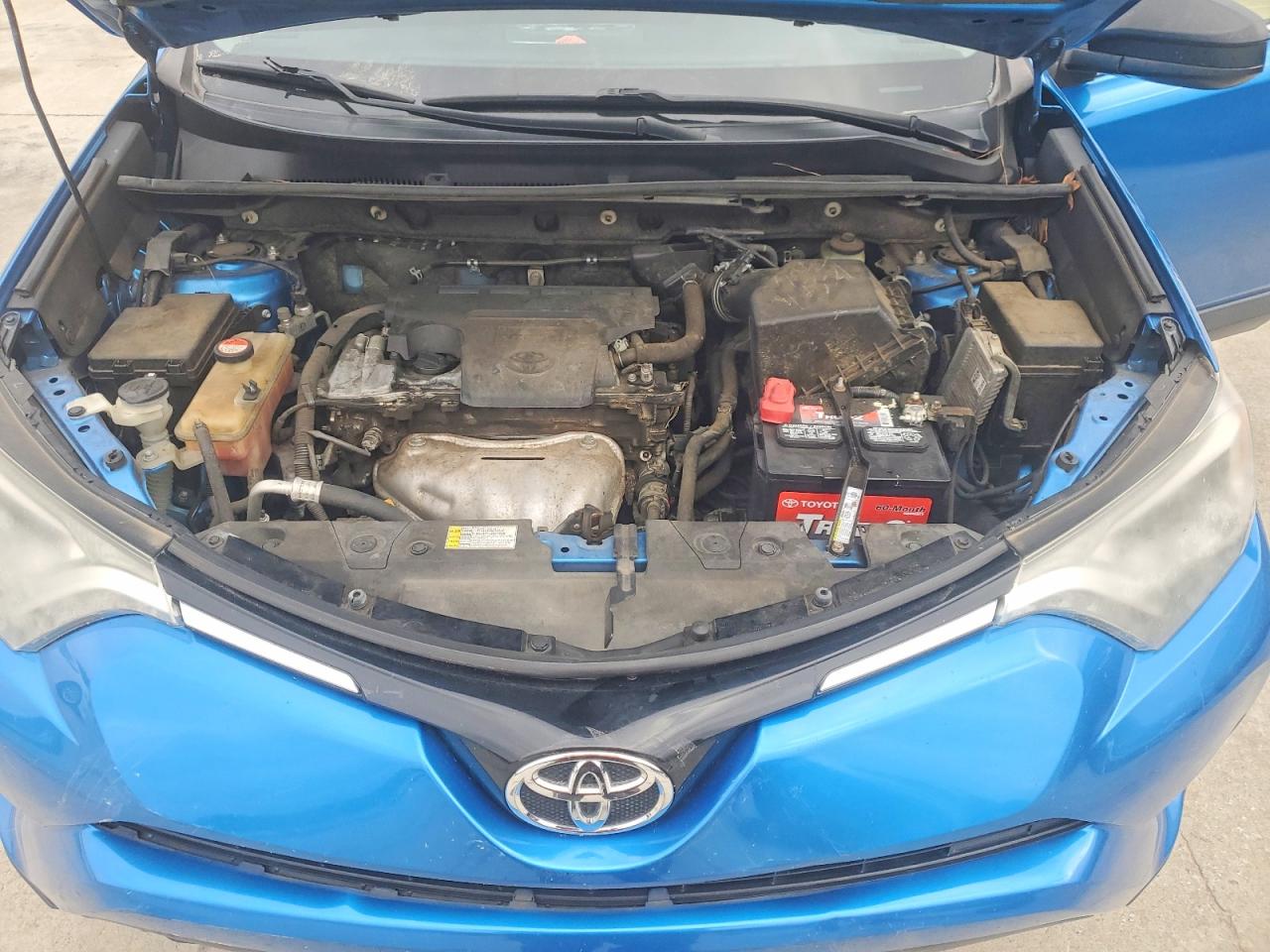 2016 TOYOTA RAV4 LE photo 31