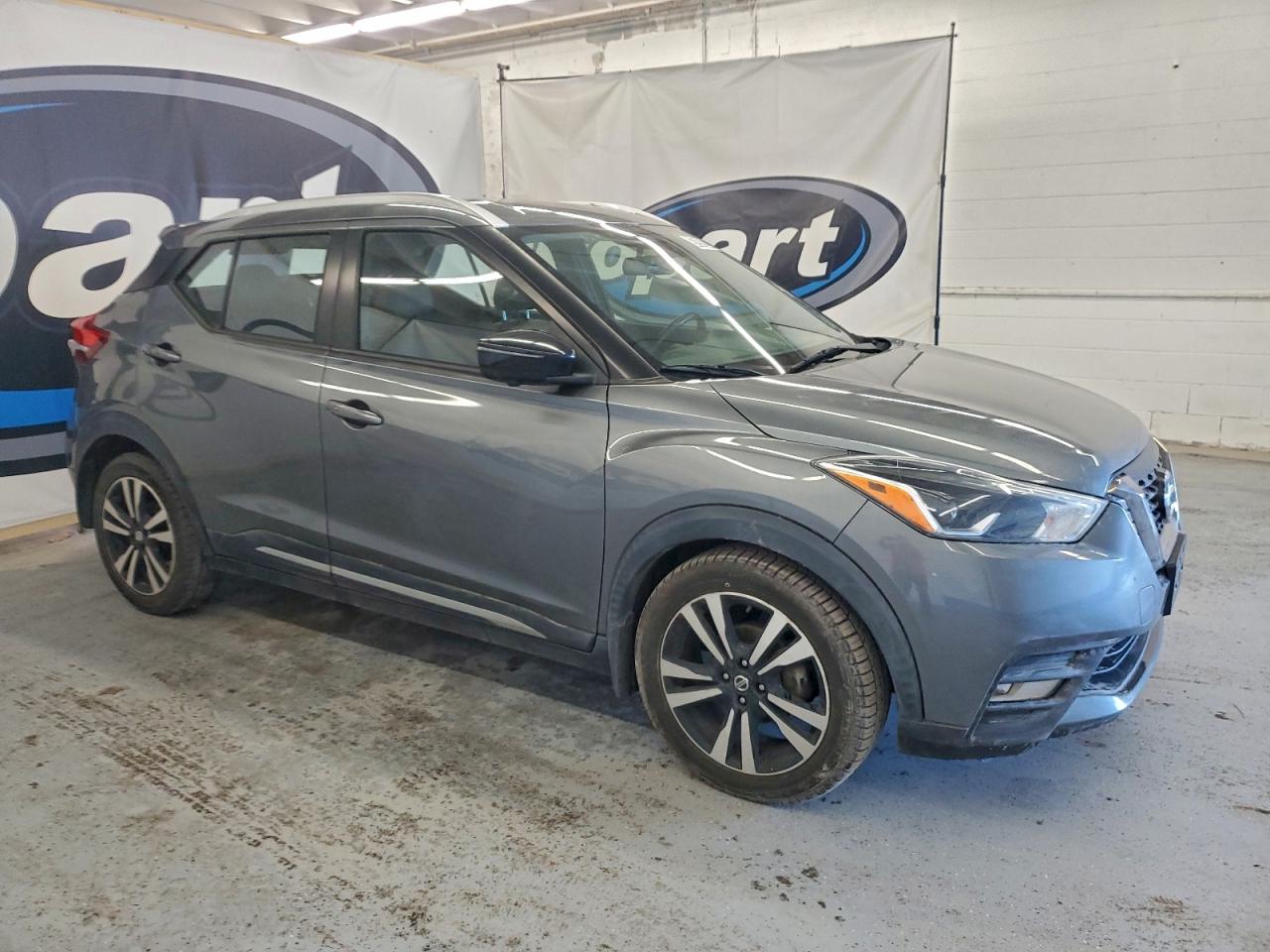 2020 NISSAN KICKS SR photo 10