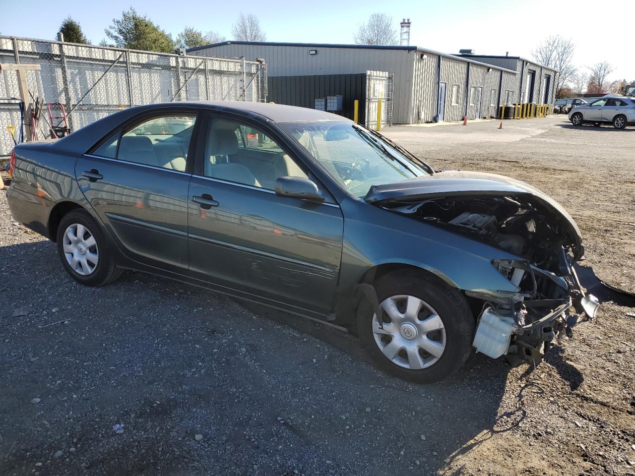2002 TOYOTA CAMRY LE photo 4