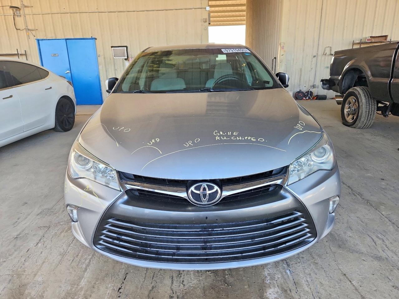 2016 TOYOTA CAMRY LE photo 13
