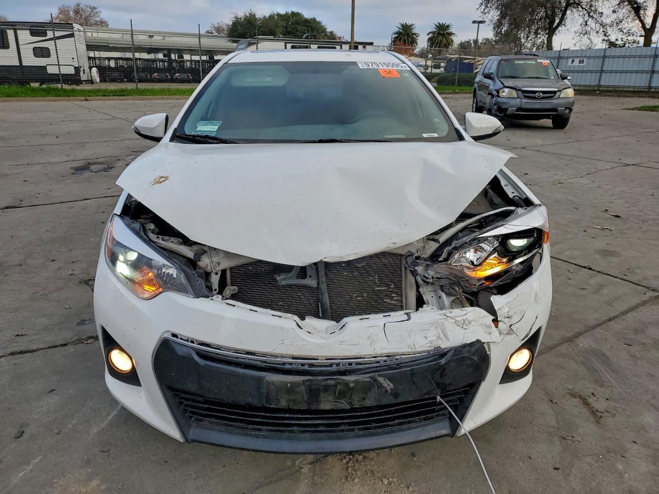 2016 TOYOTA COROLLA L photo 13