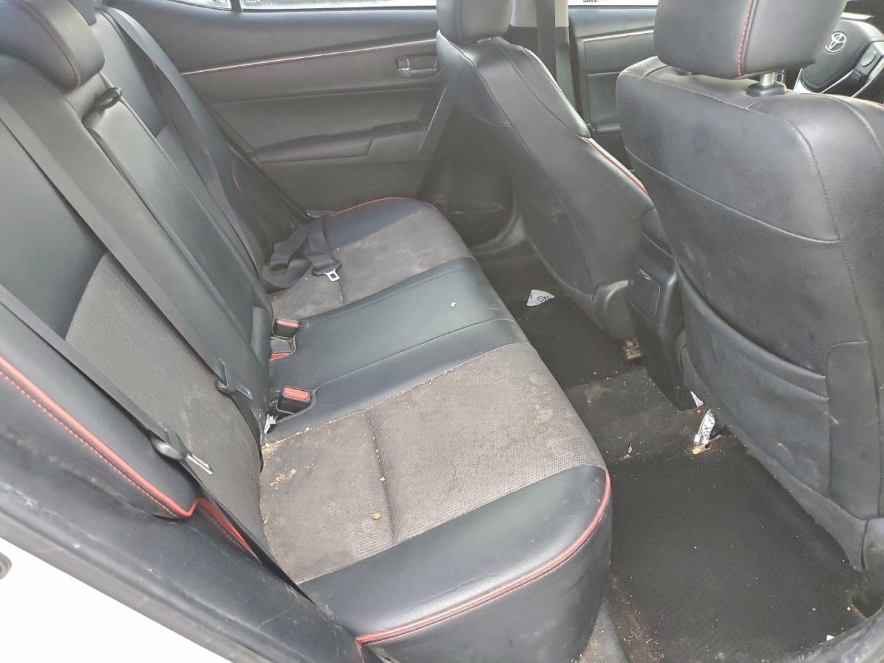 2016 TOYOTA COROLLA L photo 28