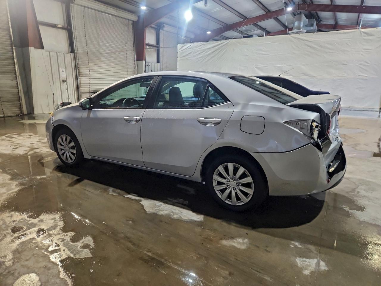 2014 TOYOTA COROLLA L photo 2