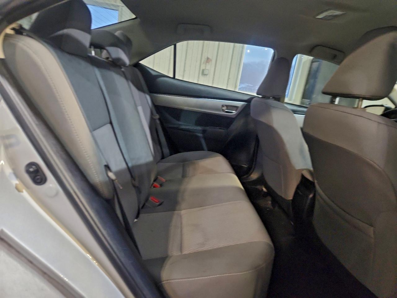 2014 TOYOTA COROLLA L photo 10