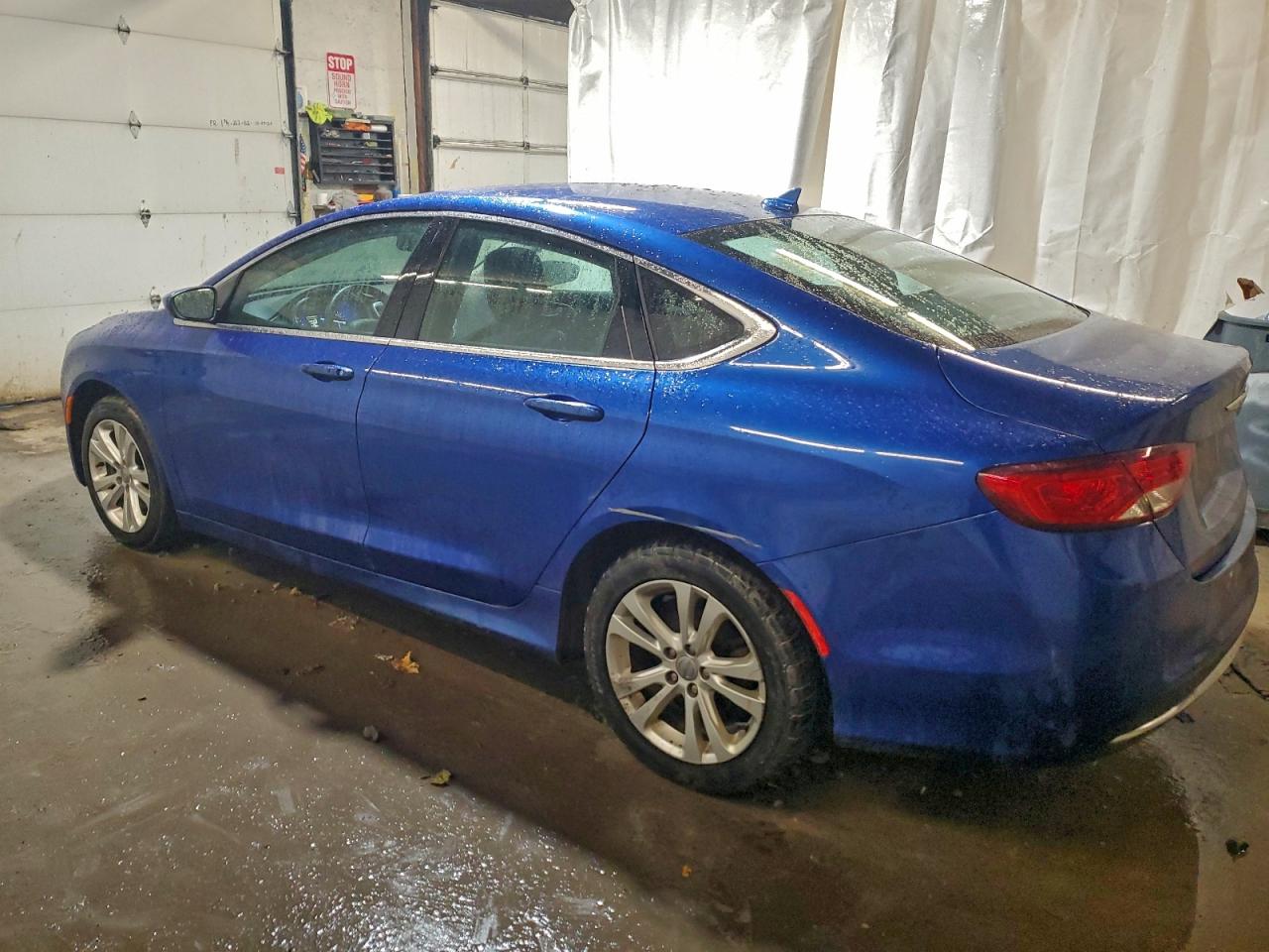 2016 CHRYSLER 200 LIMITED photo 2