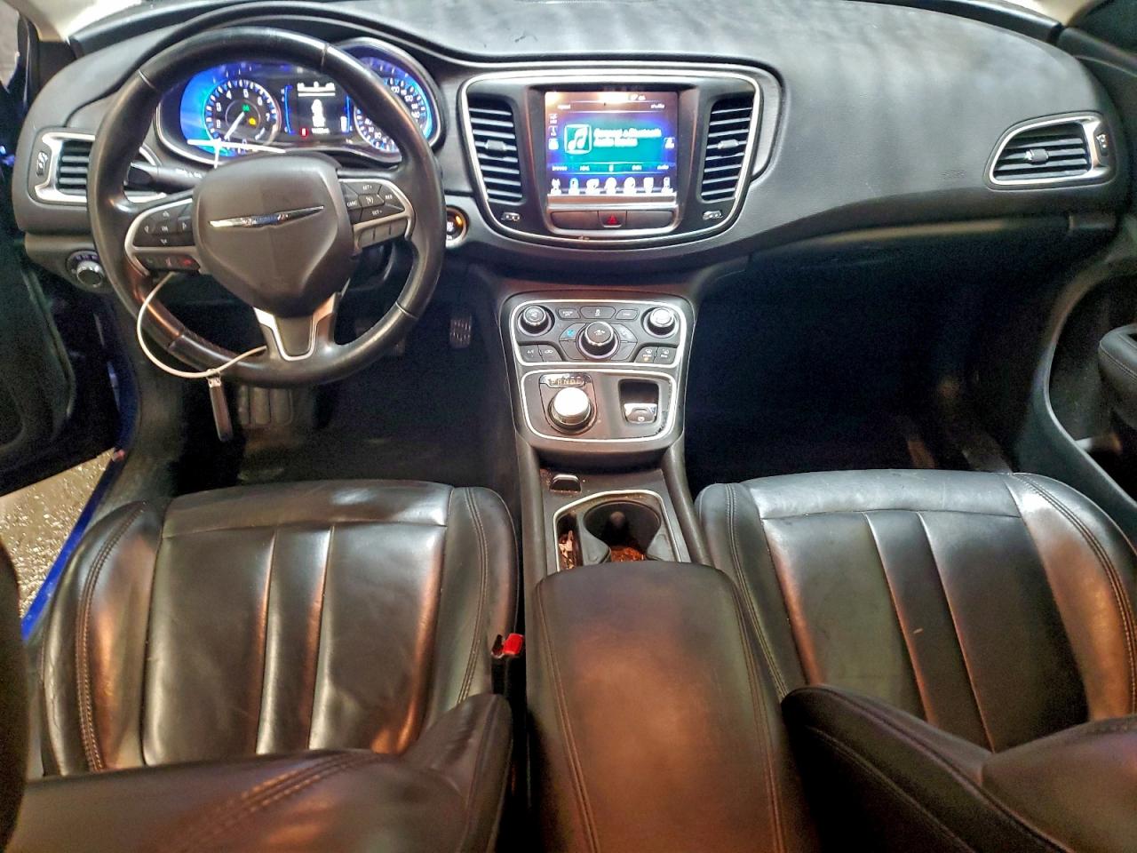 2016 CHRYSLER 200 LIMITED photo 8