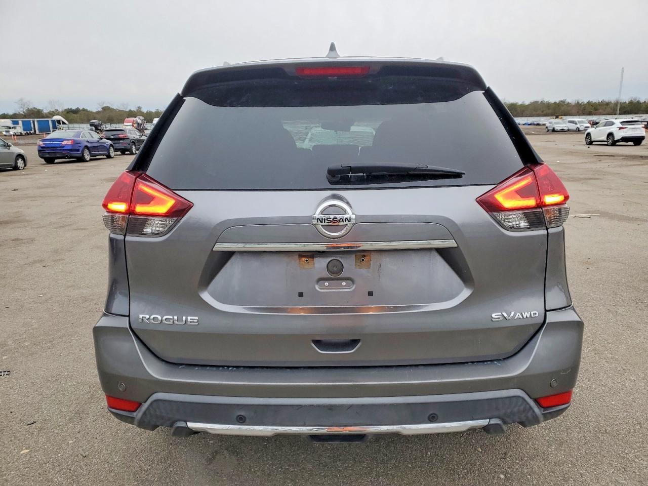 2019 NISSAN ROGUE S photo 6