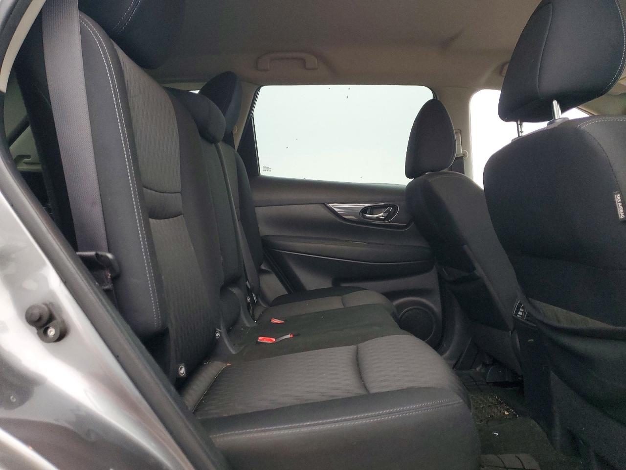 2019 NISSAN ROGUE S photo 11