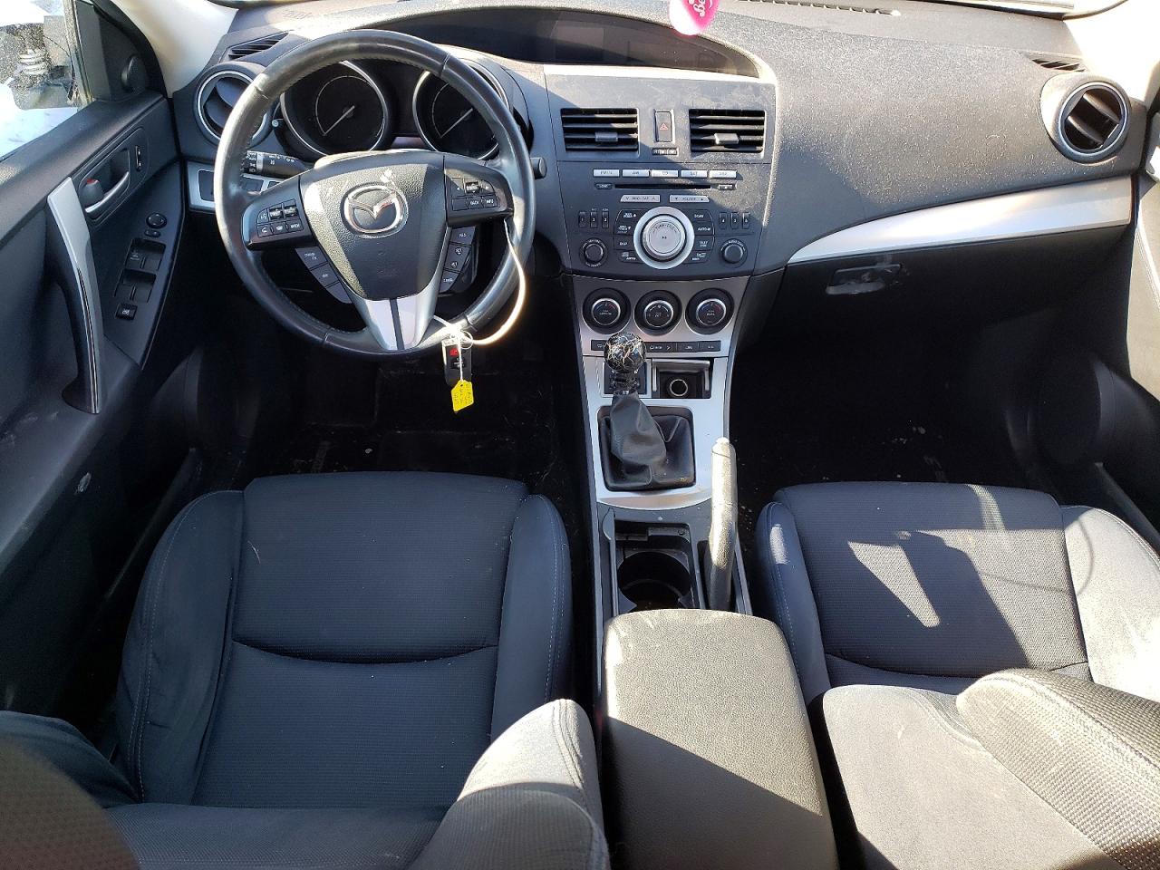 2010 MAZDA 3 S photo 22