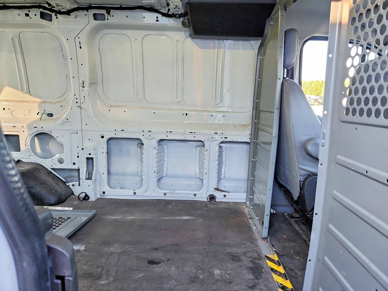 2017 FORD TRANSIT T-250 photo 31