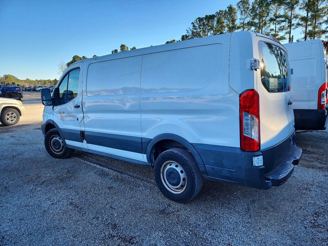 2017 FORD TRANSIT T-250 photo 4