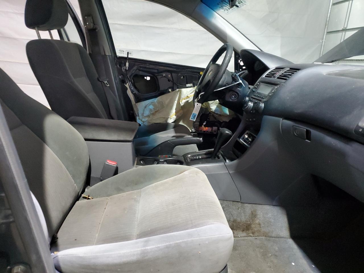 2003 HONDA ACCORD LX photo 7