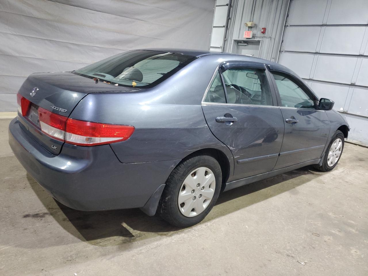 2003 HONDA ACCORD LX photo 3