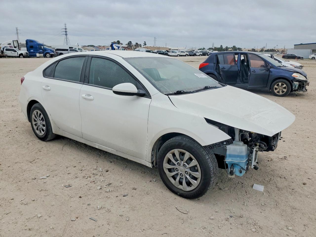 2023 KIA FORTE LX photo 7