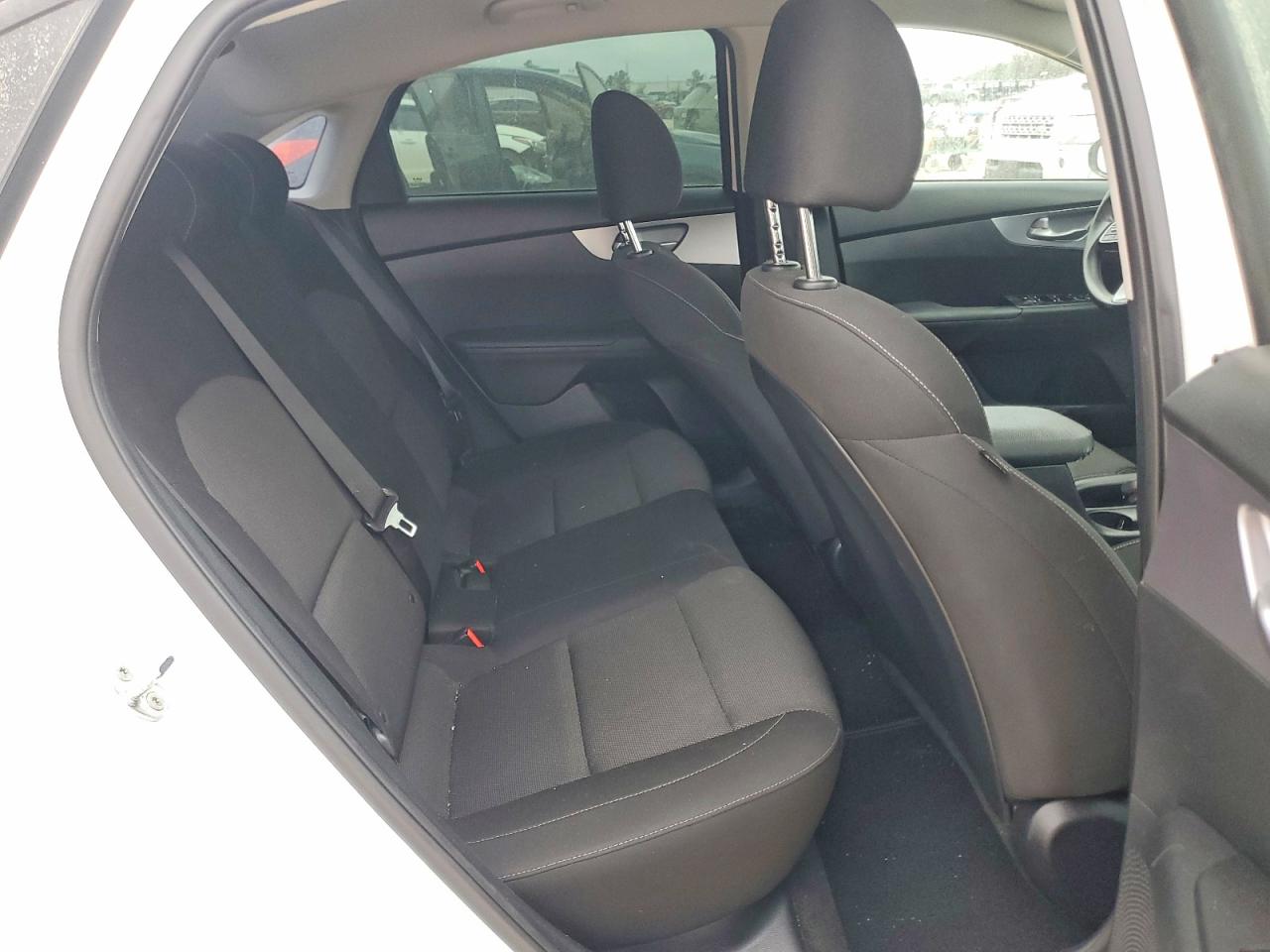 2023 KIA FORTE LX photo 19