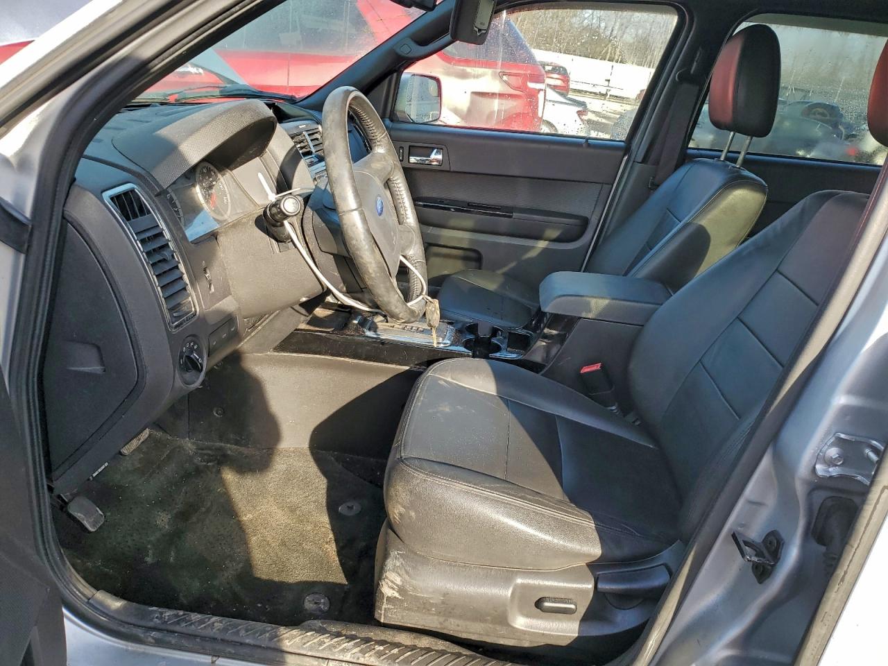 2011 FORD ESCAPE LIMITED photo 7