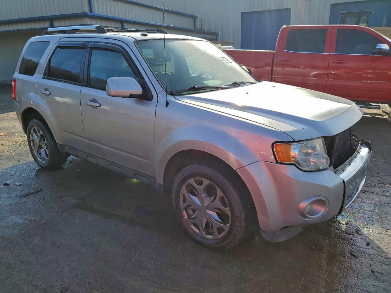 2011 FORD ESCAPE LIMITED photo 4