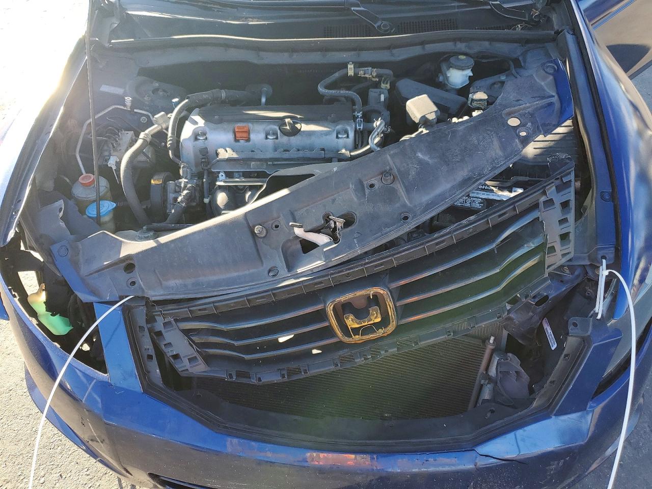 2010 HONDA ACCORD LX photo 21
