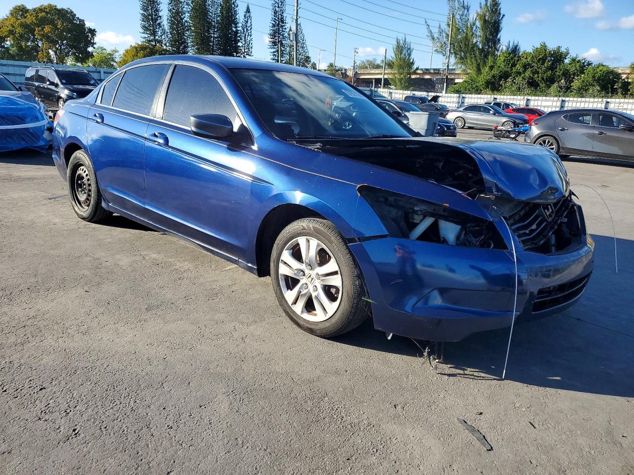 2010 HONDA ACCORD LX photo 7