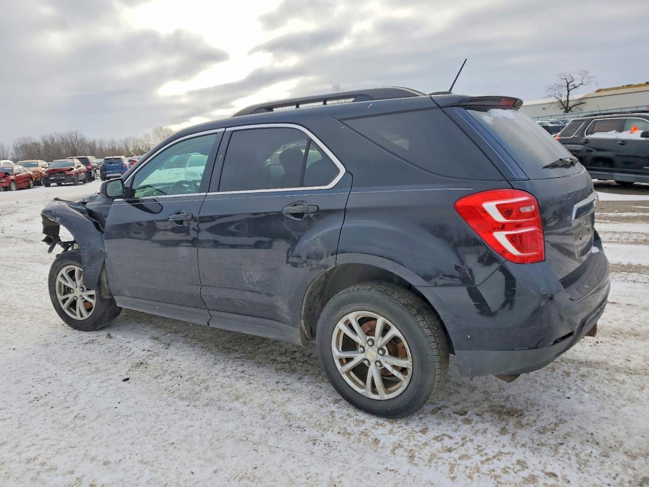 2016 CHEVROLET EQUINOX LT photo 3