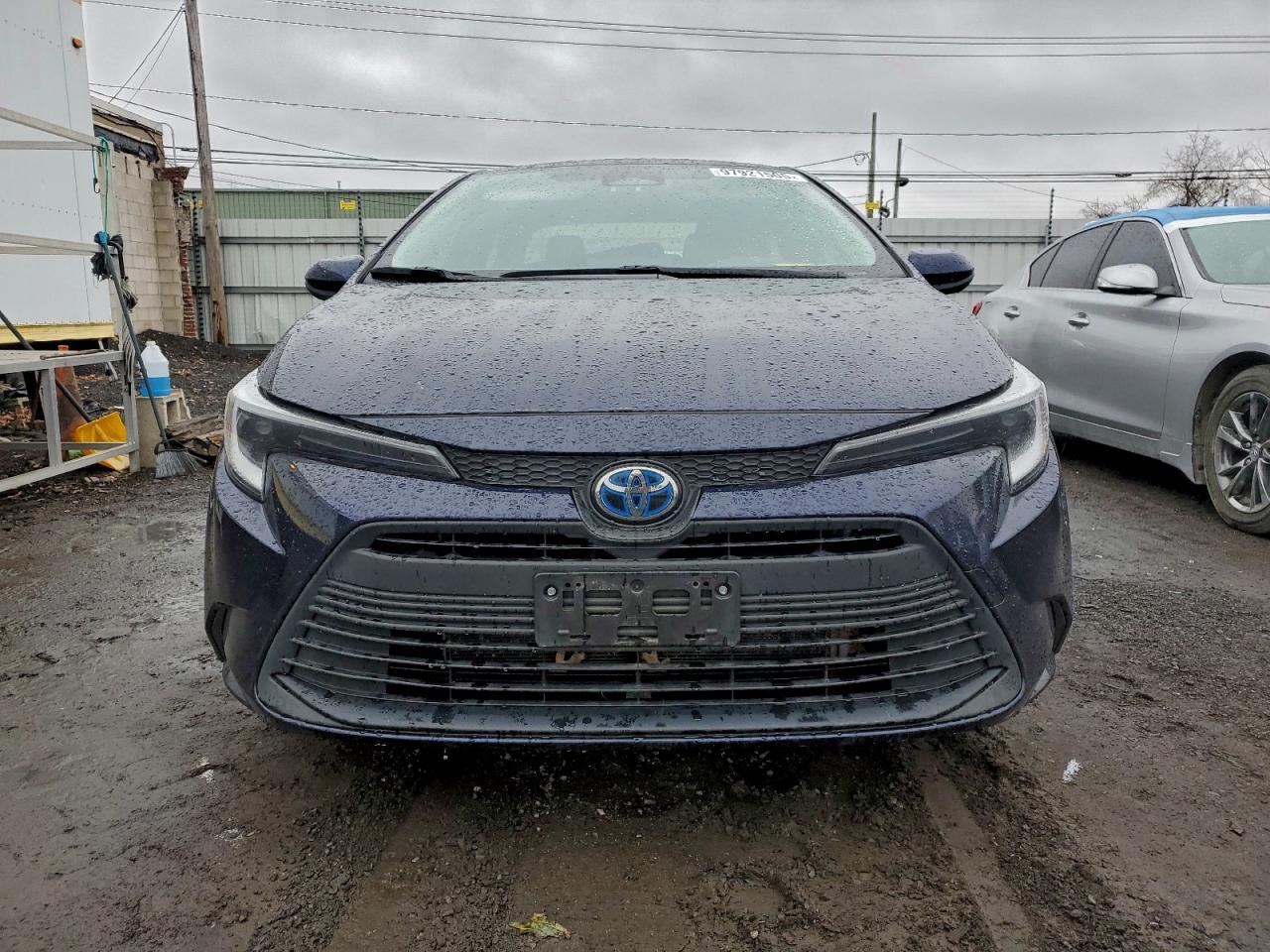 2023 TOYOTA COROLLA LE photo 9