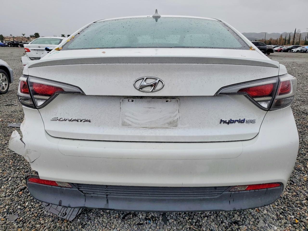 2016 HYUNDAI SONATA HYBRID photo 11