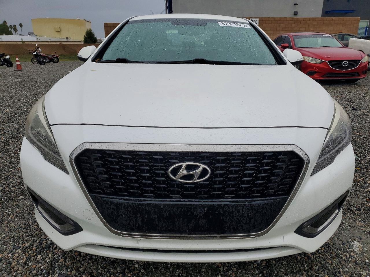 2016 HYUNDAI SONATA HYBRID photo 9