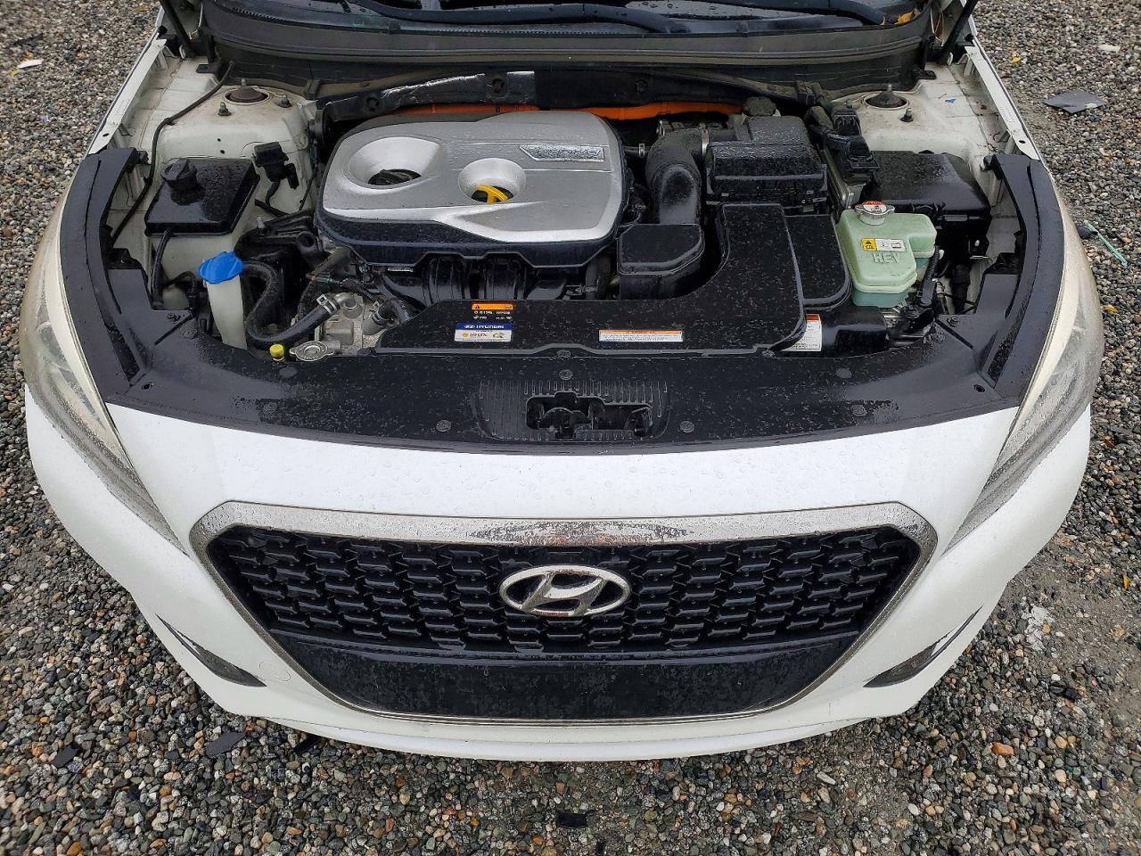 2016 HYUNDAI SONATA HYBRID photo 21