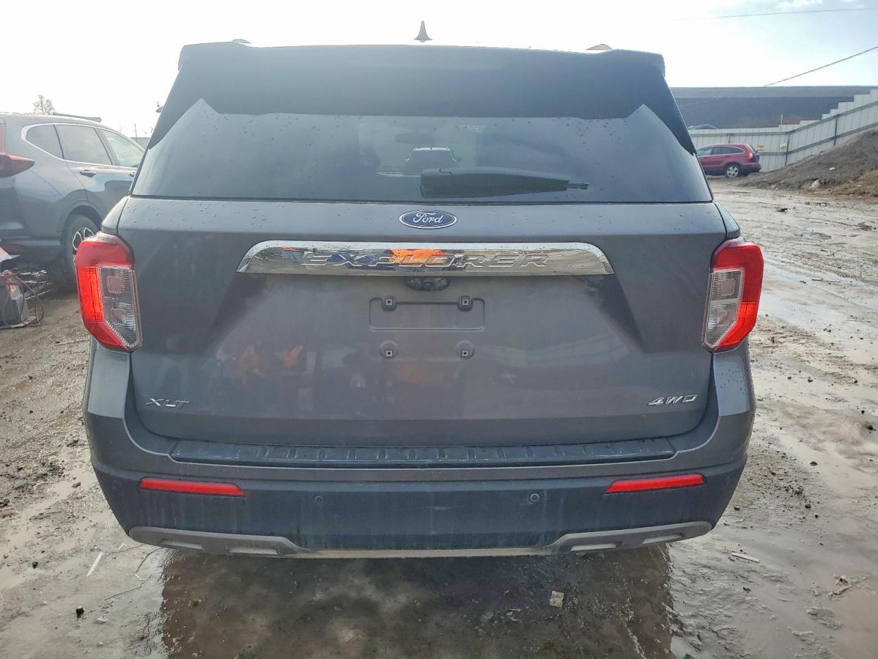 2021 FORD EXPLORER XLT photo 11