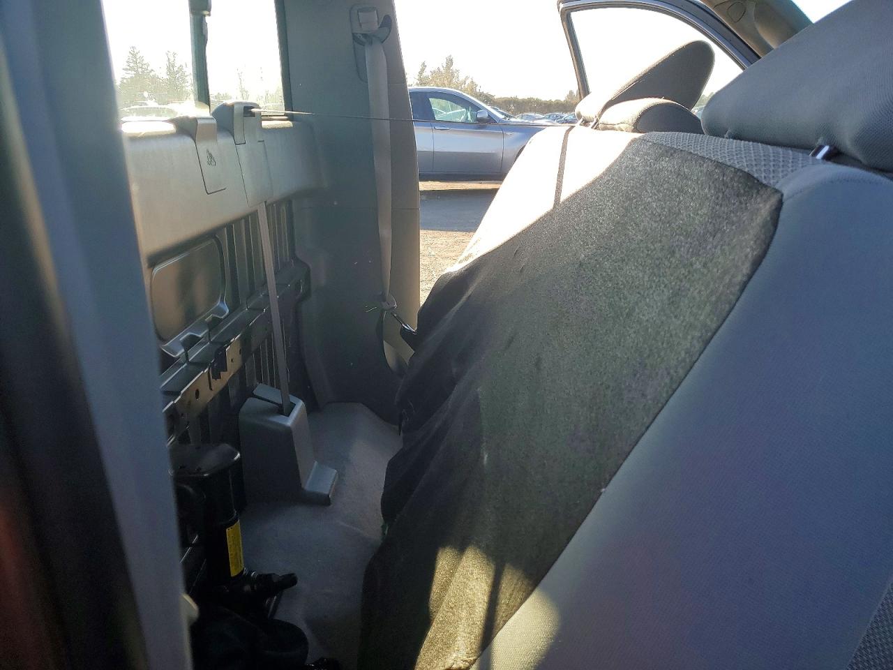 2009 TOYOTA TACOMA photo 28