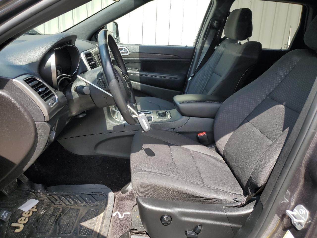 2018 JEEP GRAND CHEROKEE LAREDO photo 7