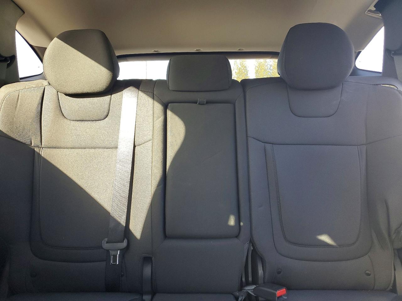 2025 HYUNDAI TUCSON SE photo 28