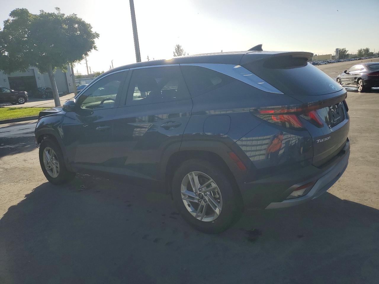 2025 HYUNDAI TUCSON SE photo 4