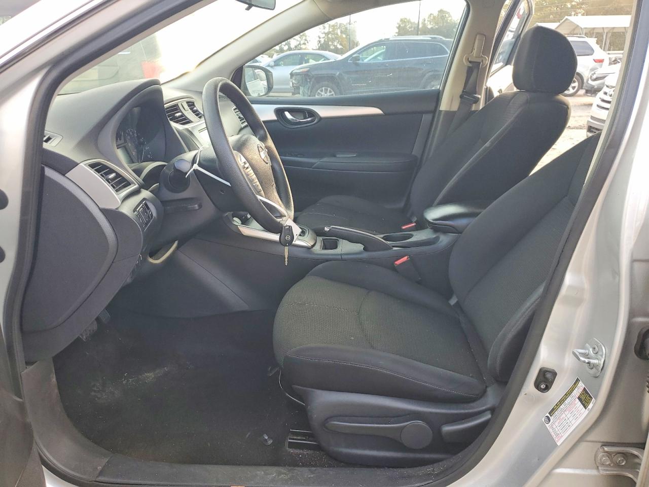 2016 NISSAN SENTRA S photo 7