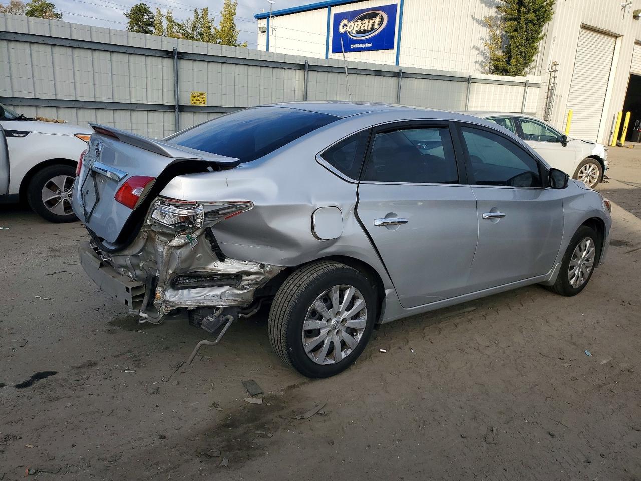 2016 NISSAN SENTRA S photo 3