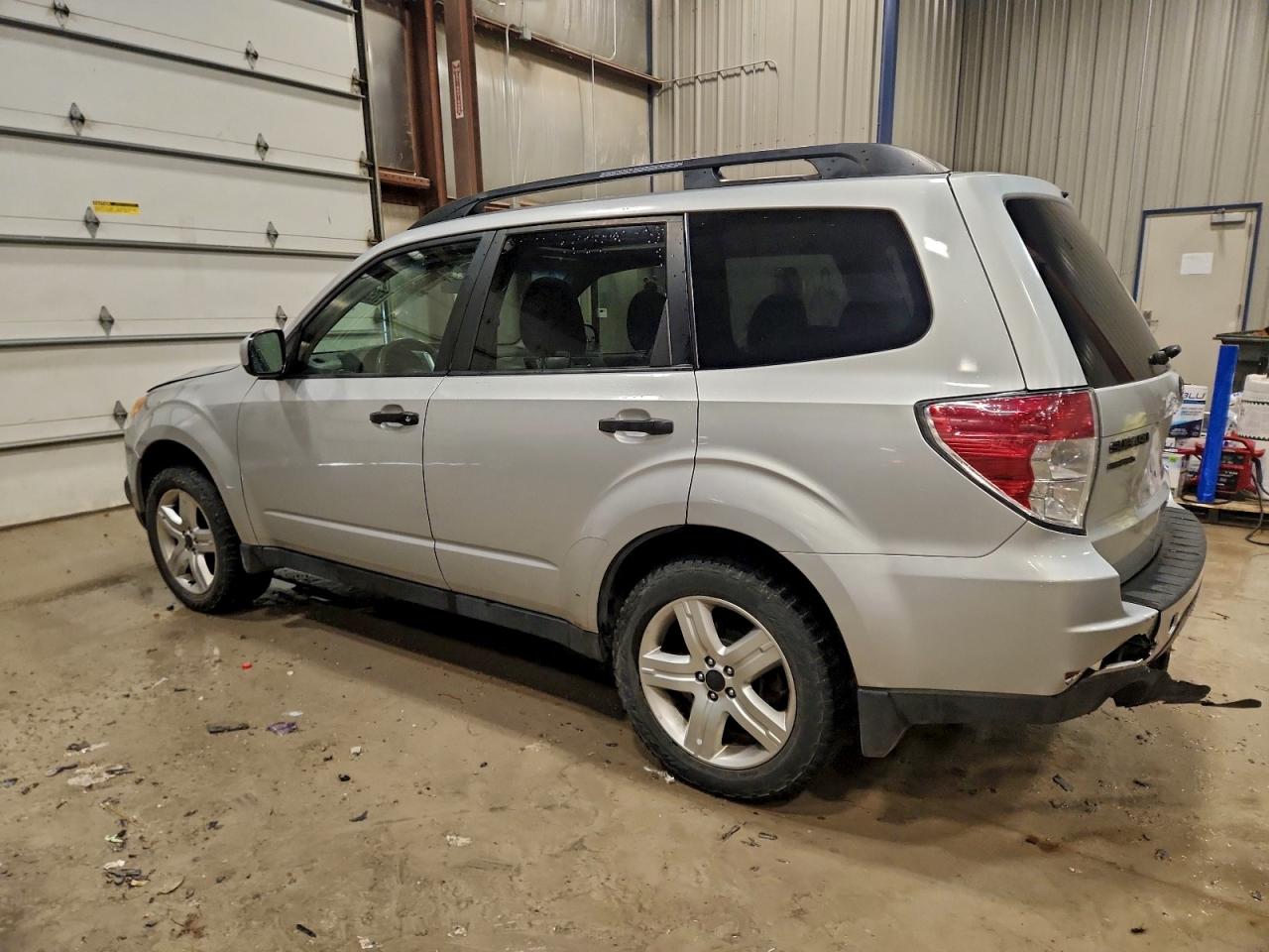 2010 SUBARU FORESTER 2.5X PREMIUM photo 2
