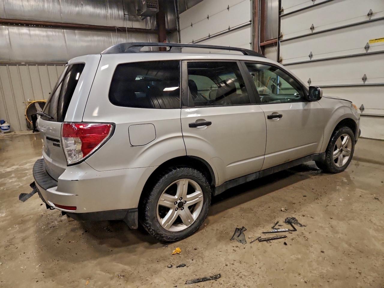 2010 SUBARU FORESTER 2.5X PREMIUM photo 3
