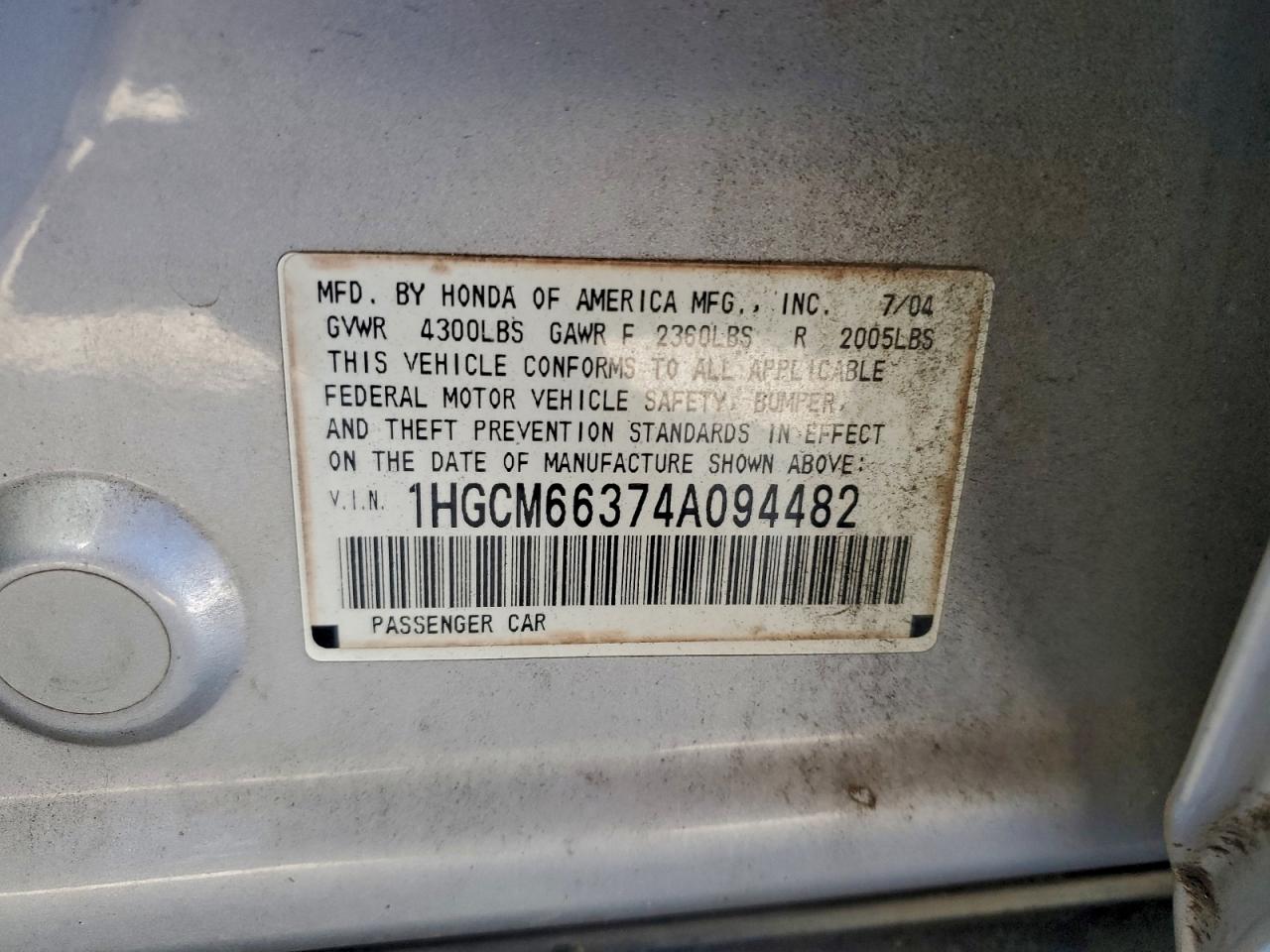2004 HONDA ACCORD LX photo 12